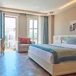 Meydani Butik Derekoy (Gokceada)