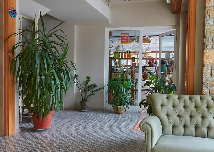 Meydani Butik Derekoy (Gokceada)